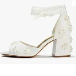 XYD White Open Toe Sandals with Bloom Pearl Flower Ribbon Ankle Strap Shoes